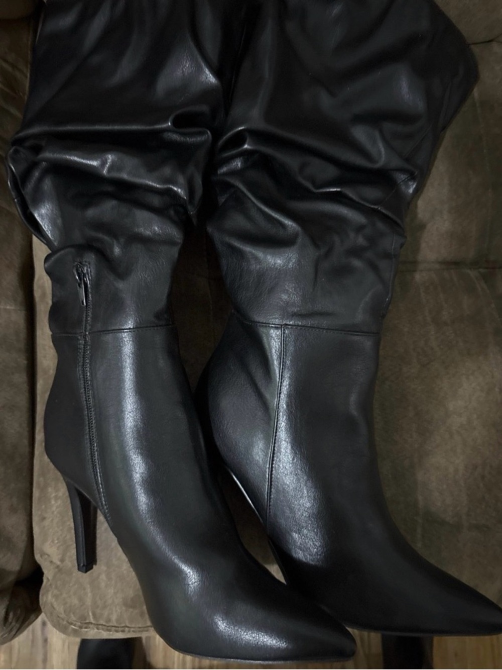 Women's Black Pointed-Toe High-Heel Boots